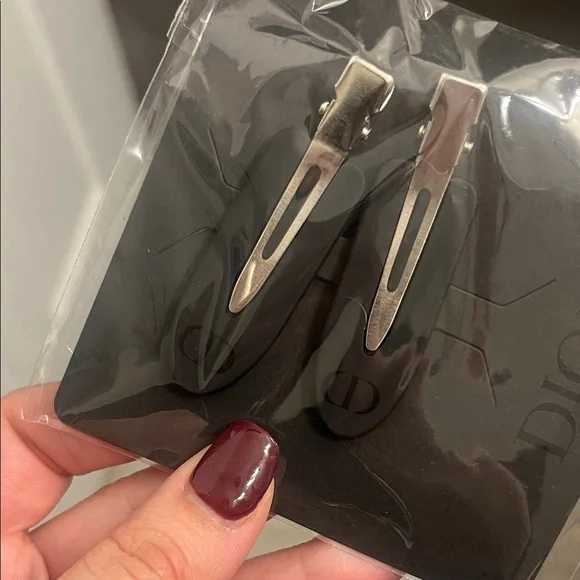 Dior Black and Silver Hair Clips - Picture 2 of 4